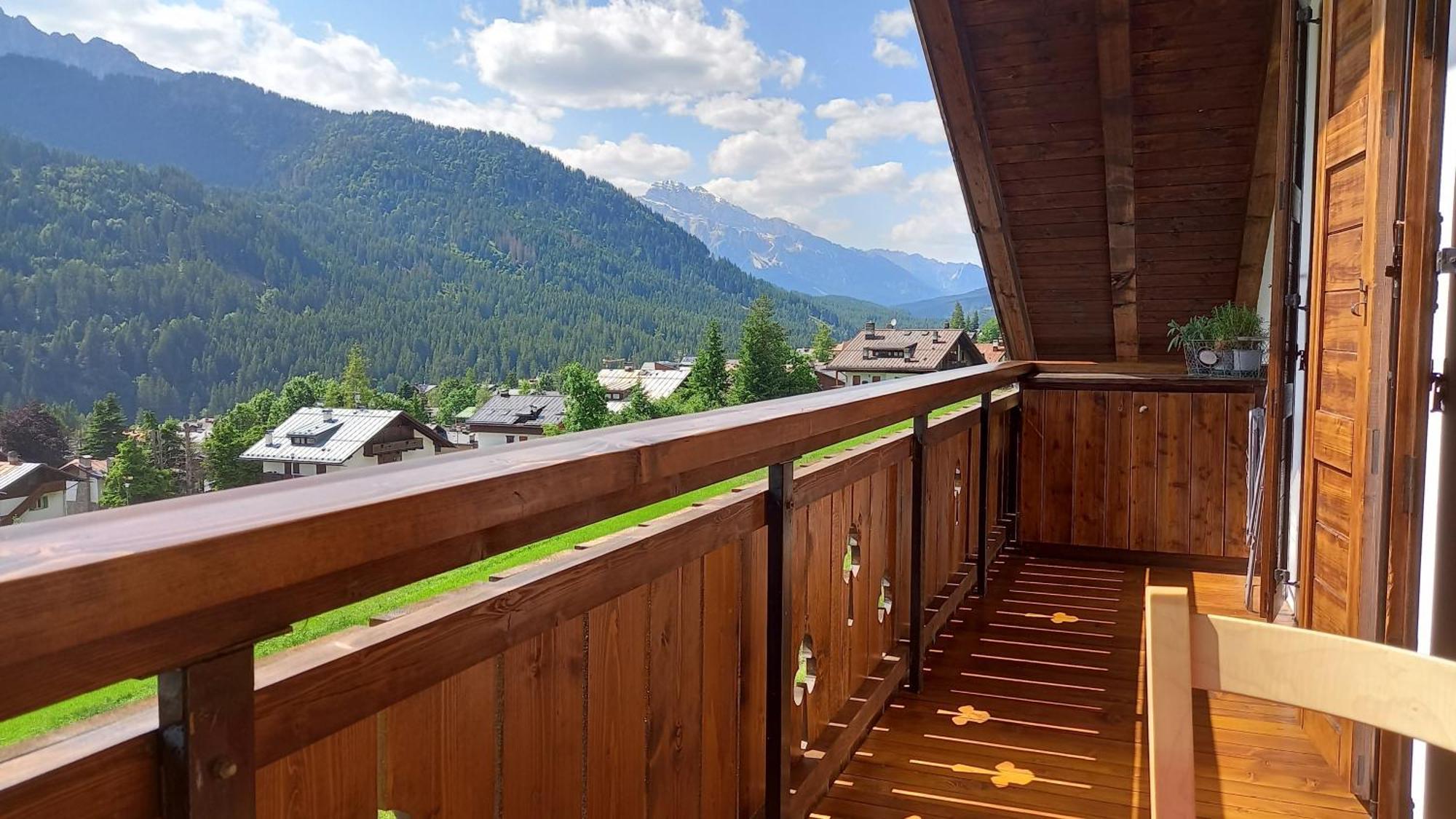 Deliziosa Mansarda Con Vista Dolomiti Lejlighed San Vito di Cadore Eksteriør billede