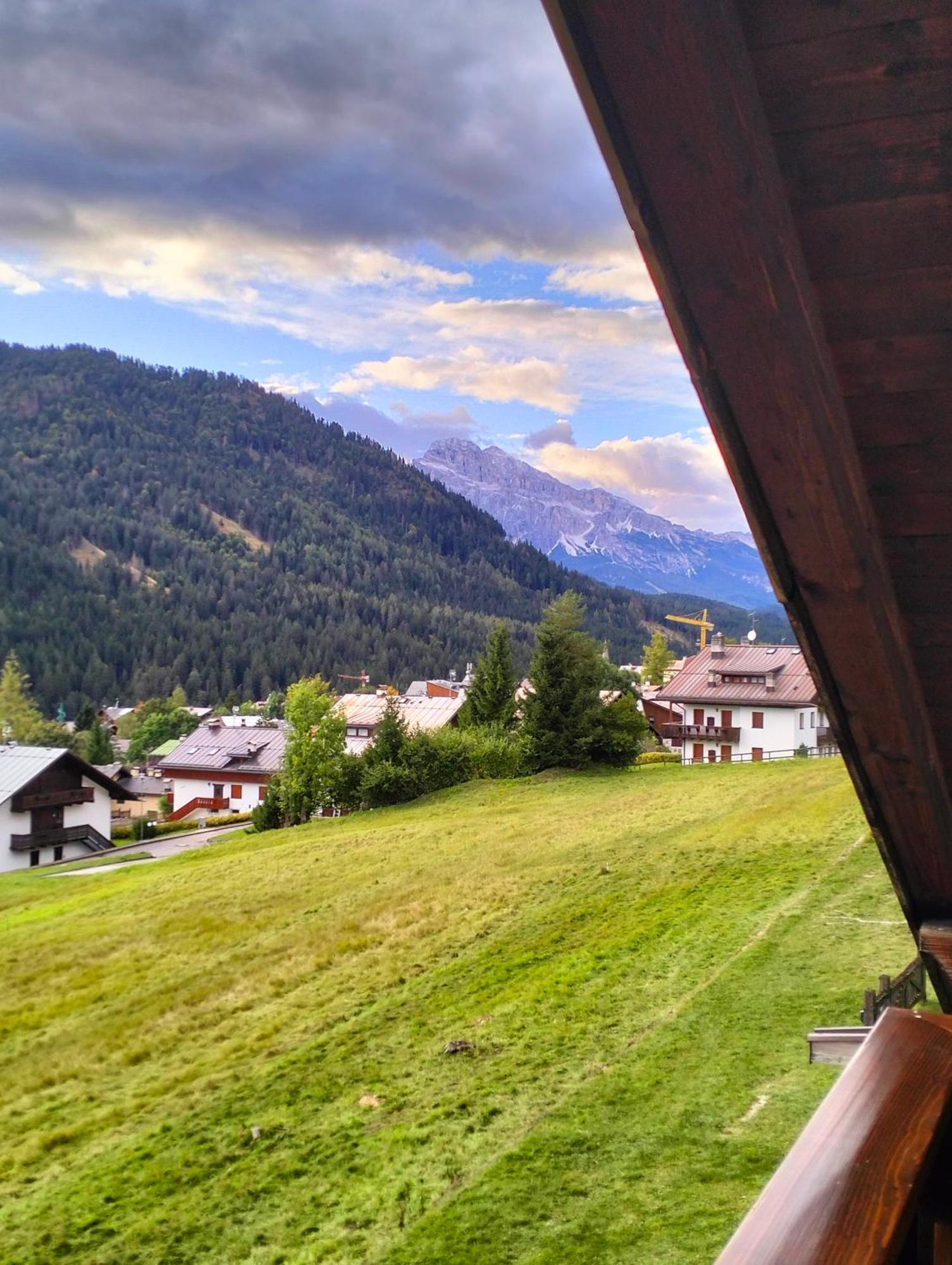 Deliziosa Mansarda Con Vista Dolomiti Lejlighed San Vito di Cadore Eksteriør billede